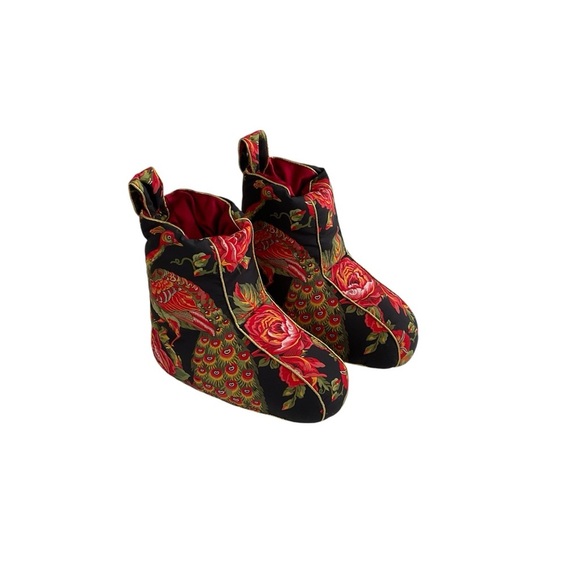 RussianTraditional House Boots Sz 5 (30-35) Multicolor Roses Peacock Cozy Artsy - Picture 2 of 9